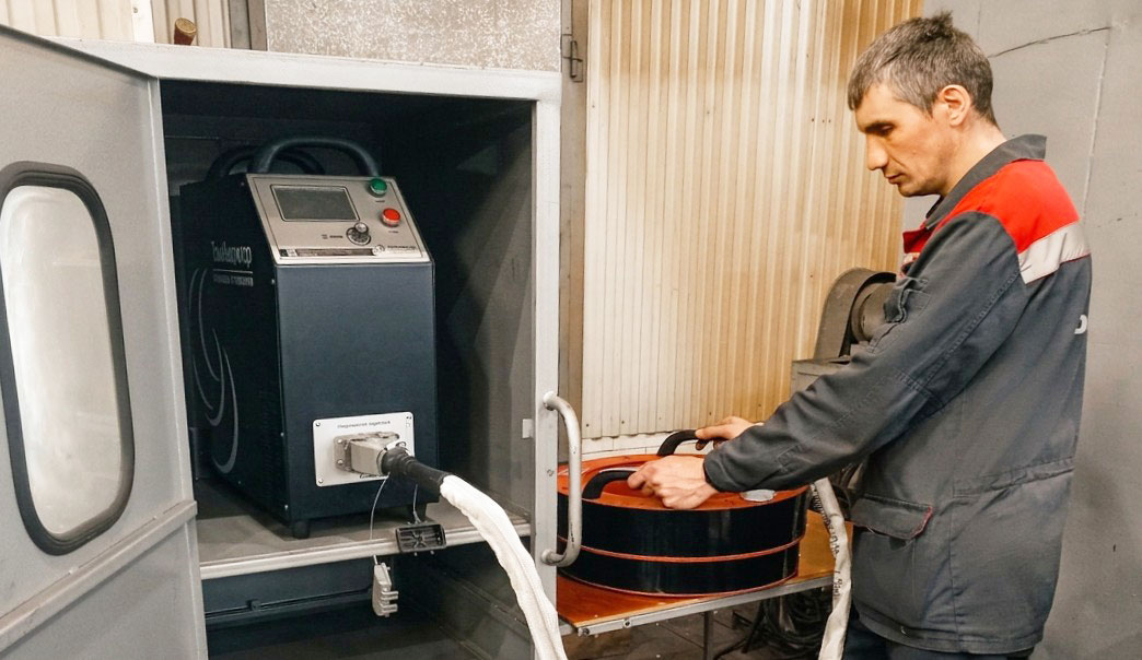 В сервисном отделении Зуевка ускорили ремонт колёсных пар благодаря внедрению технологии индукционного нагрева