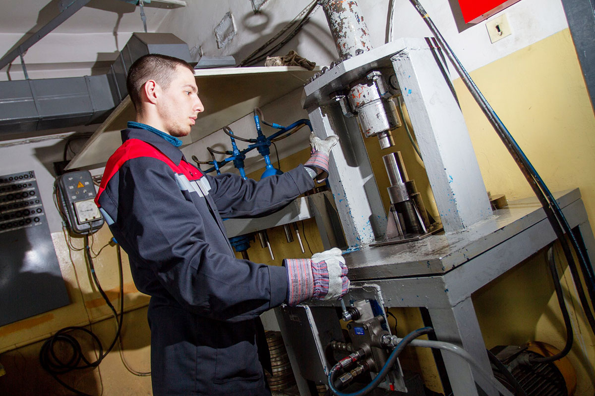 Корпоративный университет «ЛокоТех» продолжает активное участие в федеральном проекте «Активные меры содействия занятости»