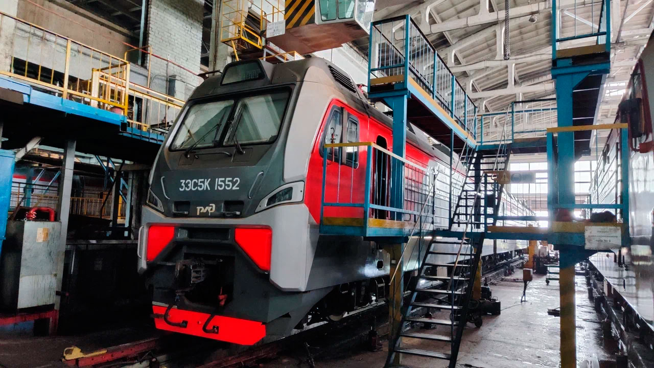 Количество секций локомотивов, обслуживаемых компанией «ЛокоТех-Сервис» по контрактам жизненного цикла, увеличилось на 7% с начала 2025 года